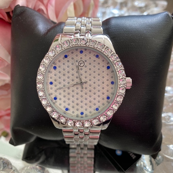 Men’s bling iced out silver flashy cuban watch - Picture 6 of 6